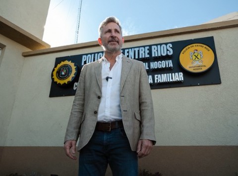Rogelio Frigerio inauguró dos comisarías en una semana, una en Paraná para 40 mil vecinos y otra especializada en Nogoyá